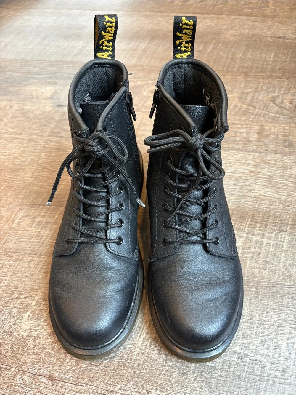 Dr. Martens Junior 1460 Softy T Leather Lace Up Boots Men’s 4/W5 Black
